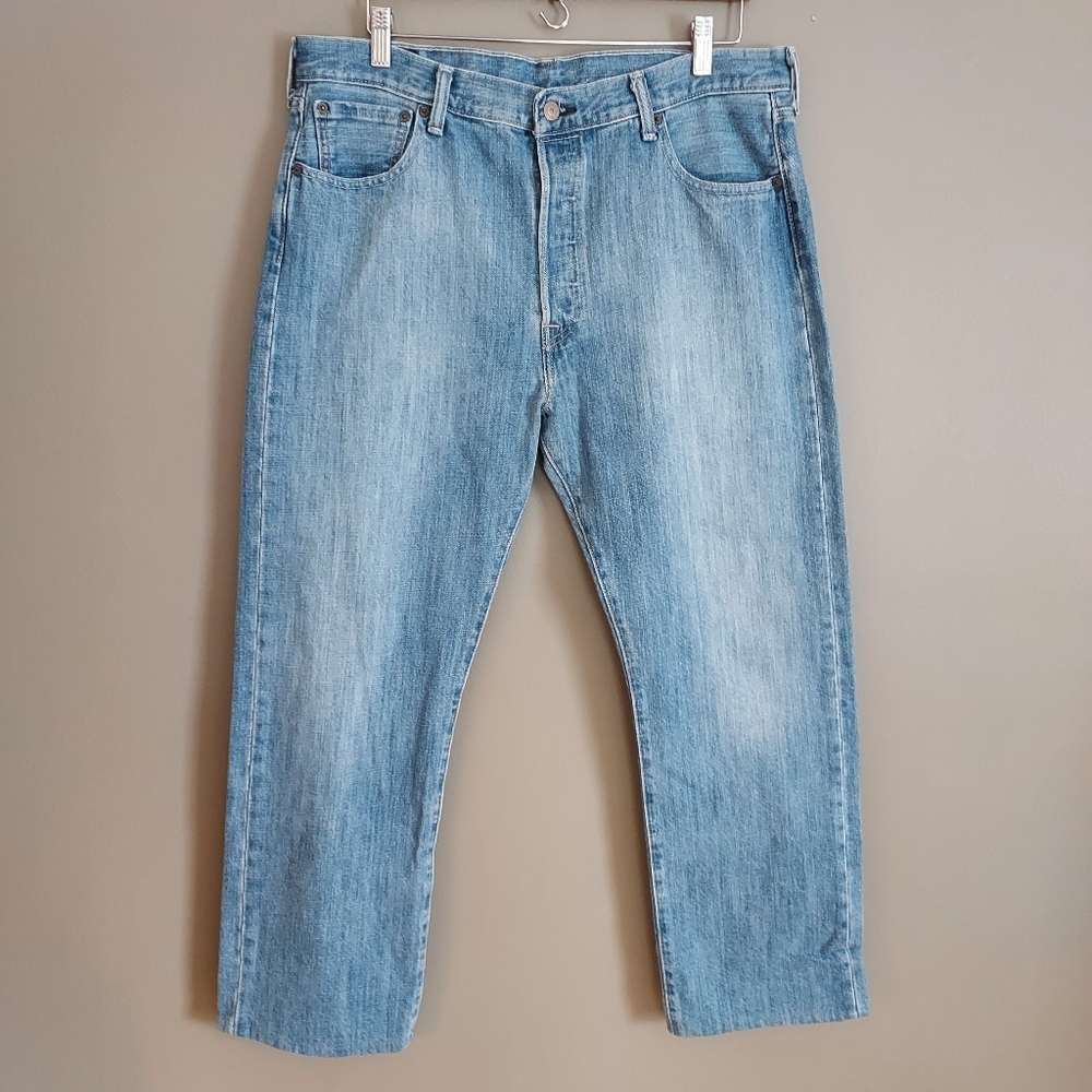 Levi's 501 Classic Faded Button Fly Jeans Size 36x29